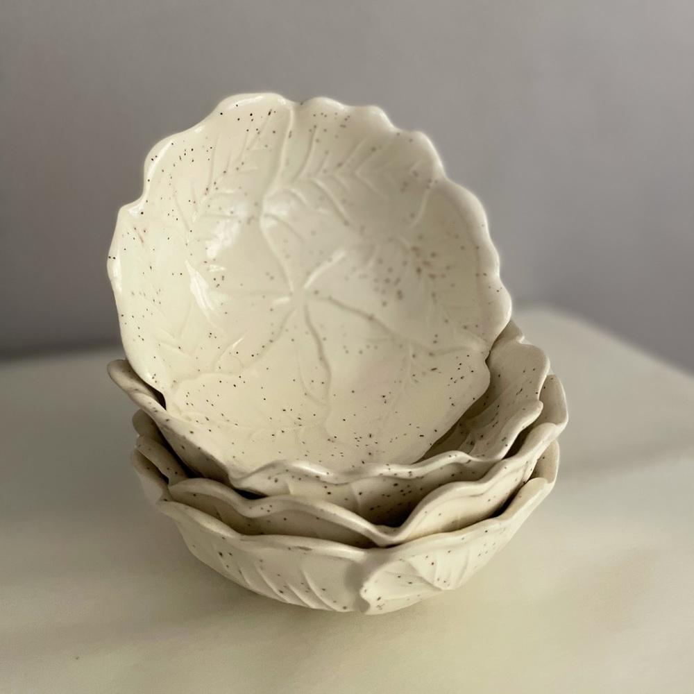 Cabbage Leaf Bowls